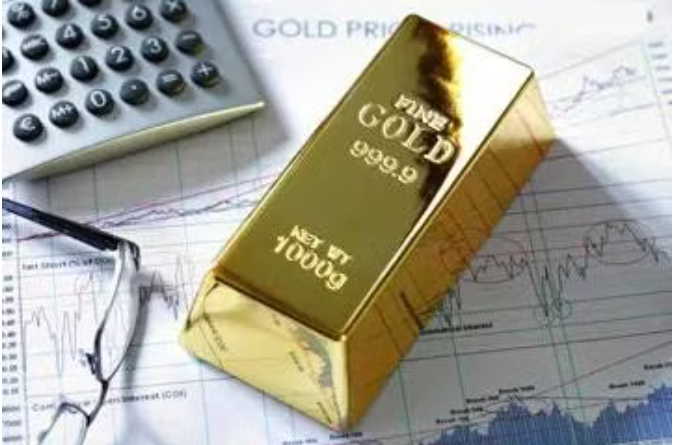 Vàng thăng hoa trên 4.500 USD, bạc bứt phá mạnh